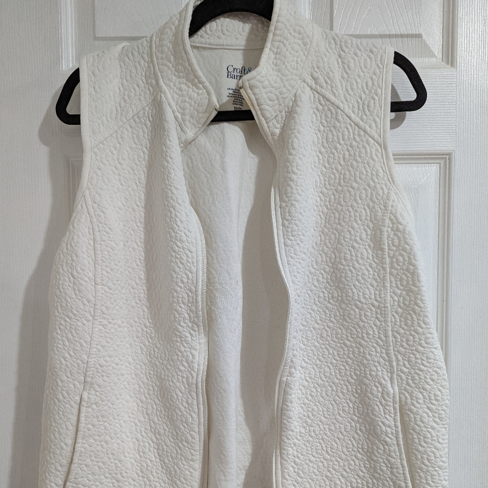 Croft & Barrow White Vest